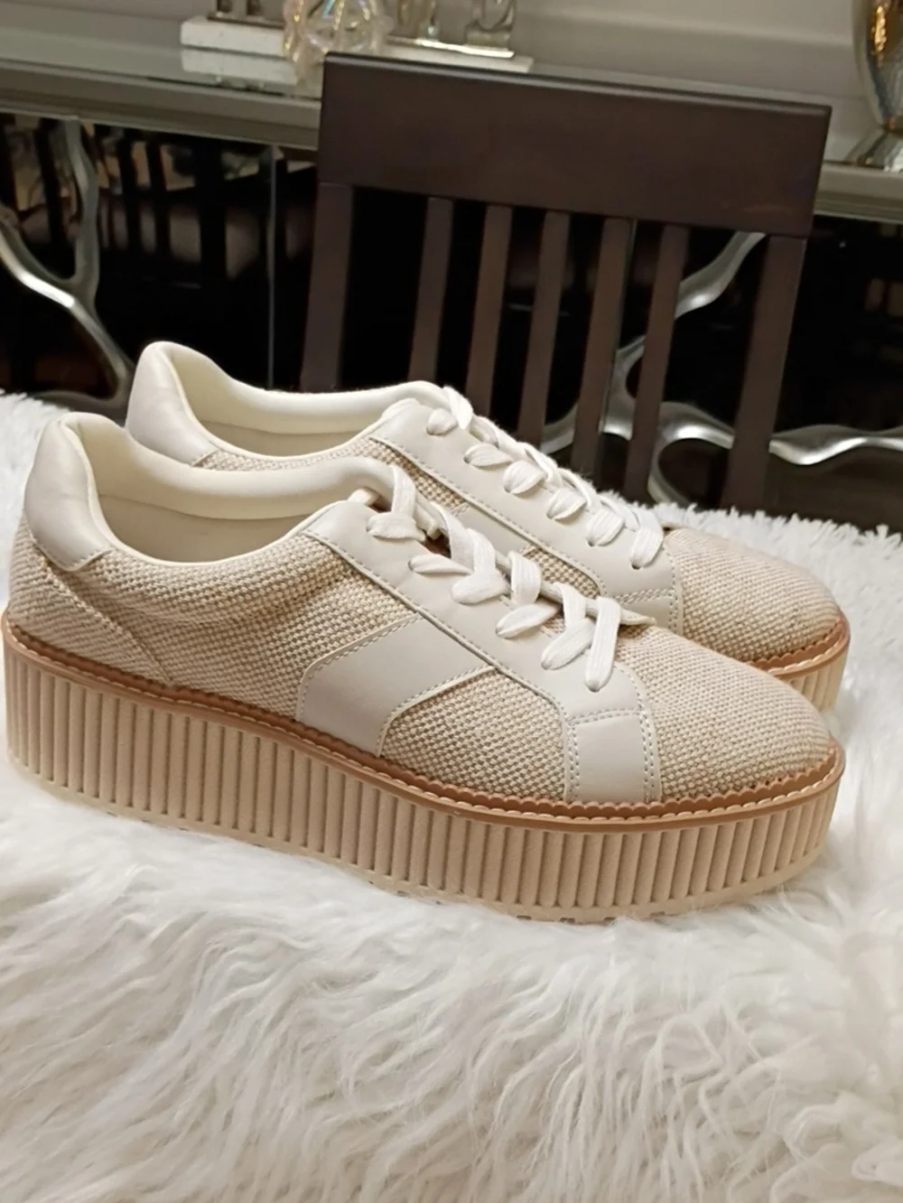New Dolce Vita Cream Platform Sneakers Size 9.5